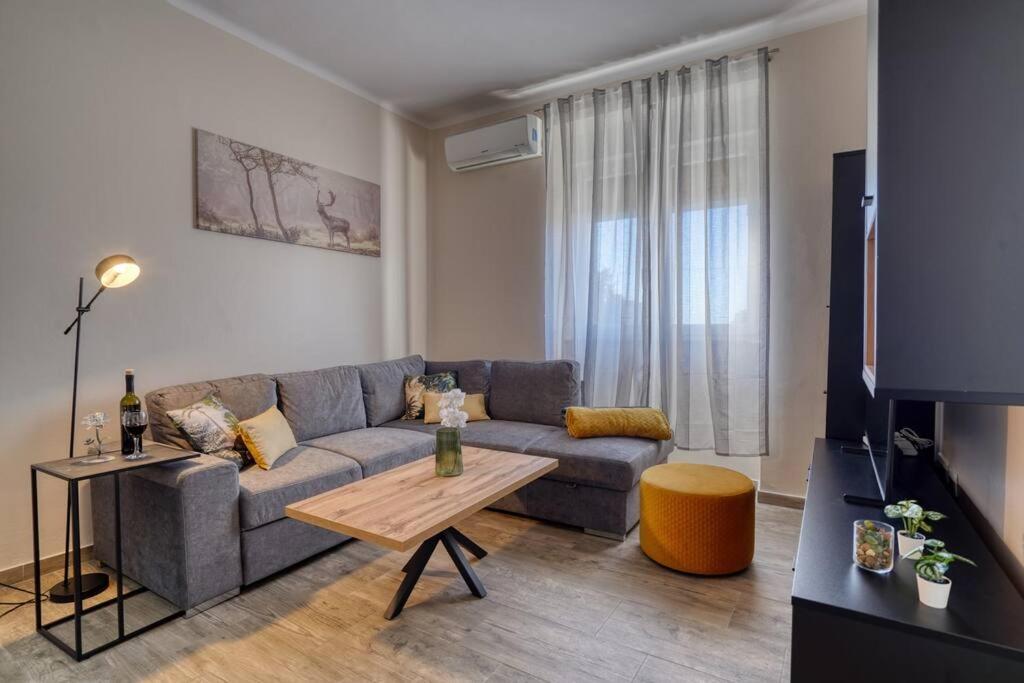 Cozy Modern Apartment Rijeka Luaran gambar